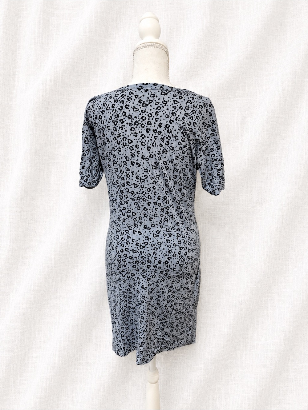 aerie Grey Leopard Knot-Front Midi Dress - Picture 3 of 4